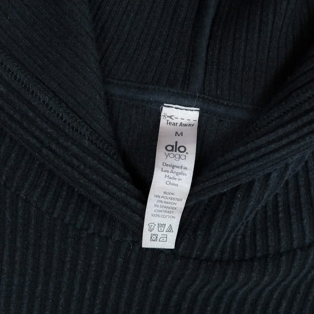 Alo Yoga Muse Hoodie Women Size Medium Black Ribbed Cropped Pullover Sweatshirt